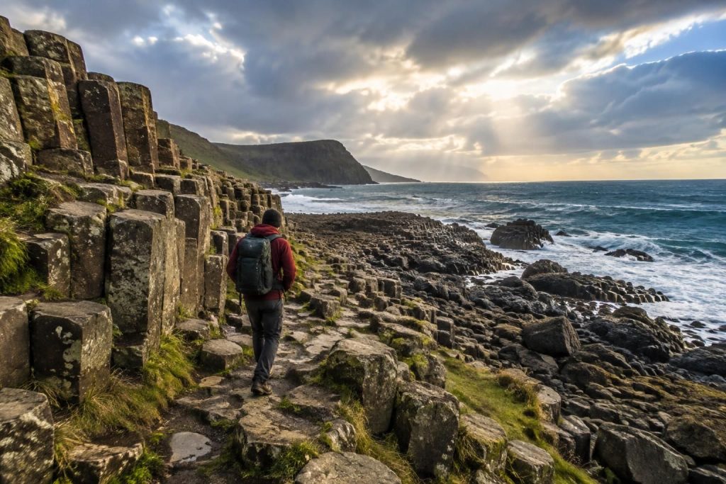 partez sur les sentiers d’irlande à la découverte des marches de géant, entre randonnées inoubliables, paysages sauvages et trésors naturels.